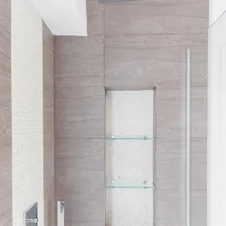 Amoretti Apartment, 6 Persone, 3 Camere, 2 Bagni, Balcone, Wi-fi, Metro B Monti Tiburtini 公寓