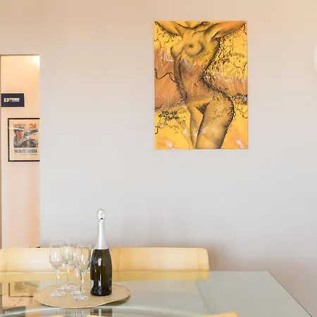 Amoretti Apartment, 6 Persone, 3 Camere, 2 Bagni, Balcone, Wi-fi, Metro B Monti Tiburtini