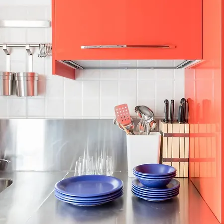 Appartement Amoretti Apartment, 6 Persone, 3 Camere, 2 Bagni, Balcone, Wi-fi, Metro B Monti Tiburtini Rome
