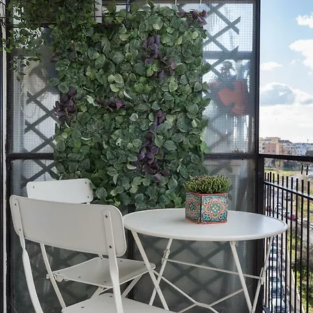 Amoretti Apartment, 6 Persone, 3 Camere, 2 Bagni, Balcone, Wi-fi, Metro B Monti Tiburtini Apartment Rome